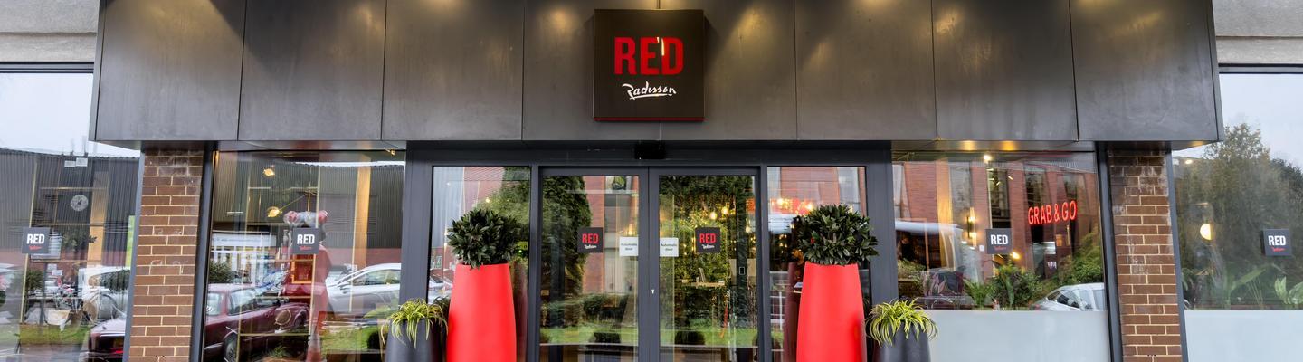 Radisson Red exterior