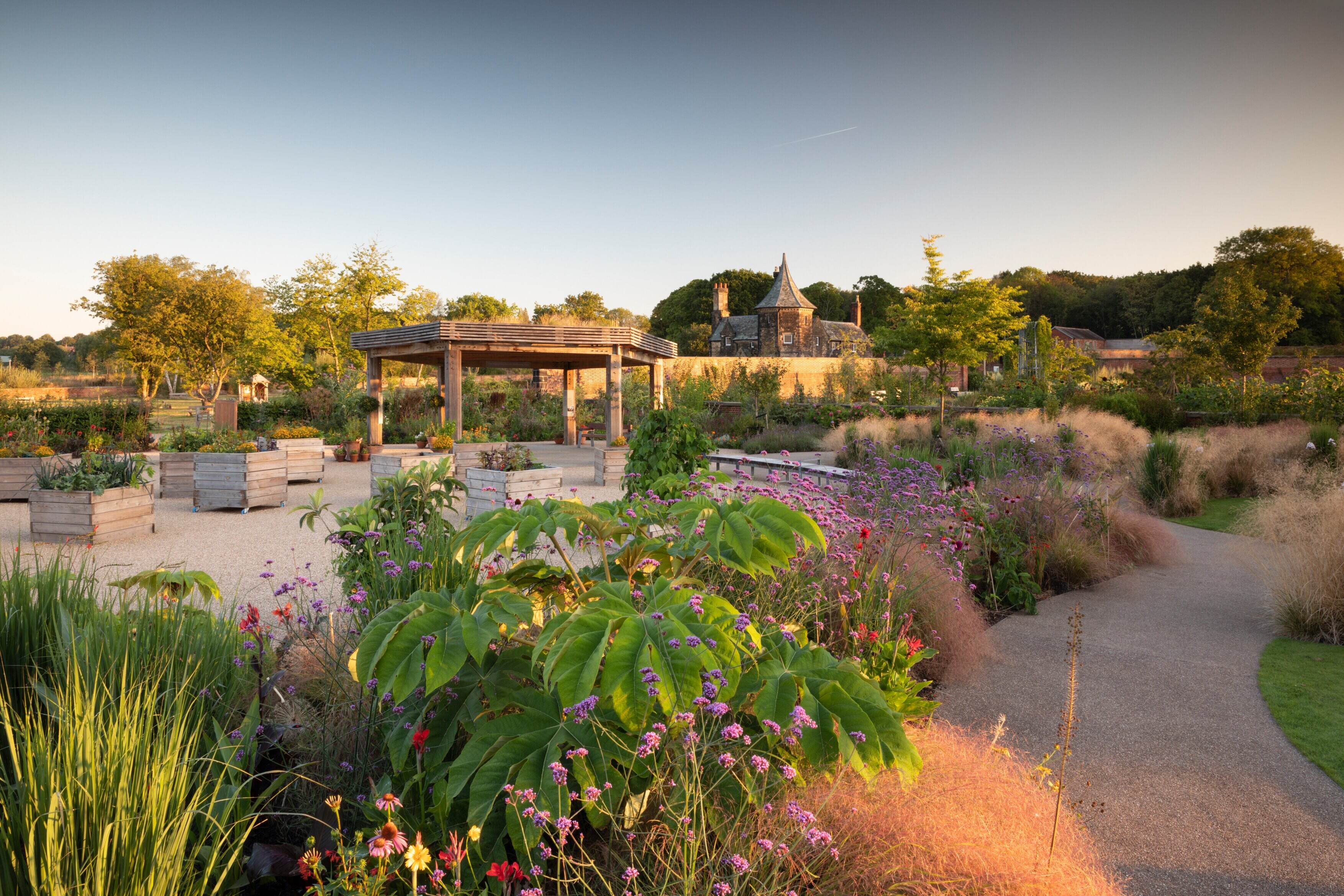 Garmer Rhs RHS Garden Bridgewater with an overnight stay