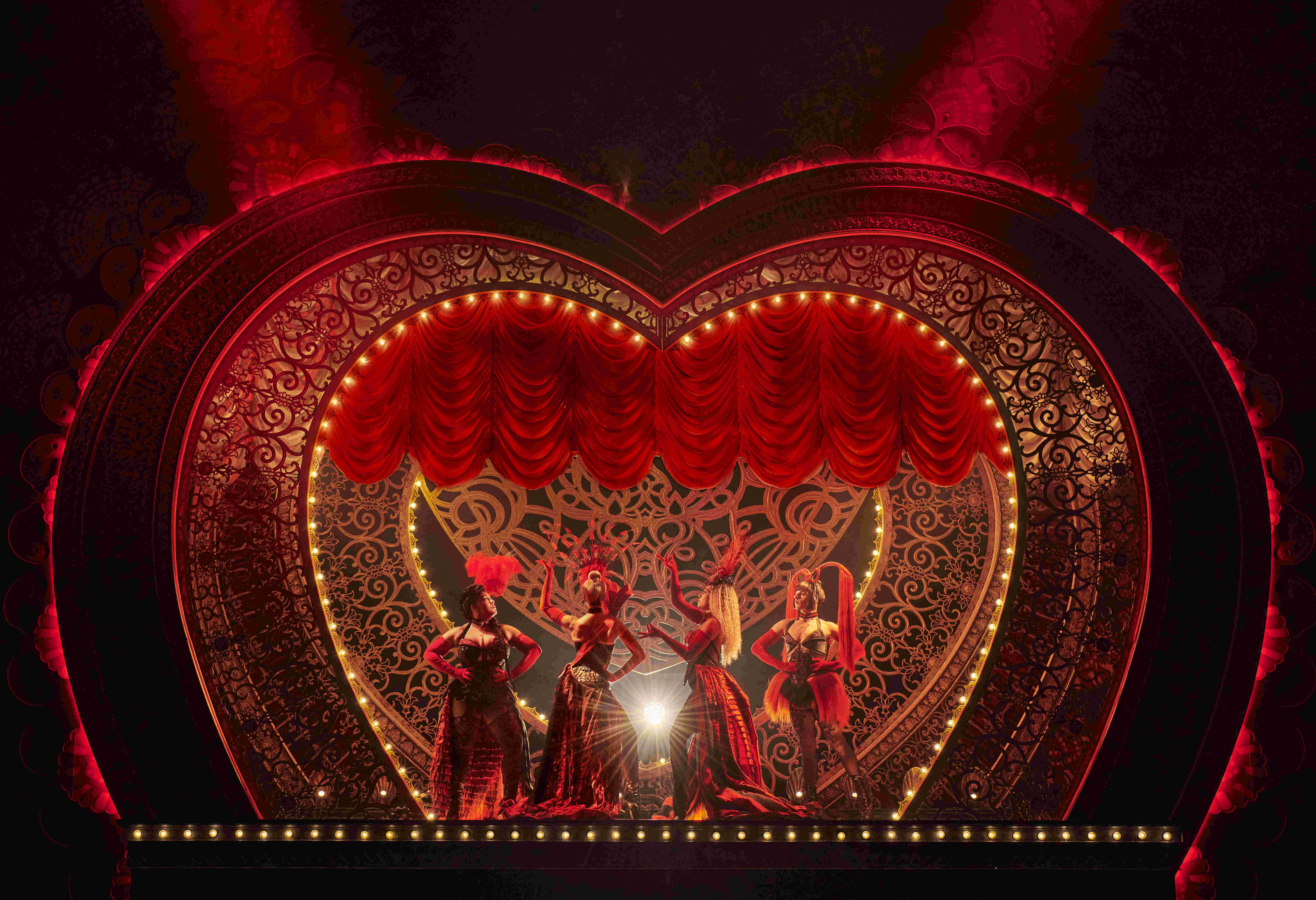 MMoulin Rouge Theatre Break: oulin Rouge The Musical Production Photos