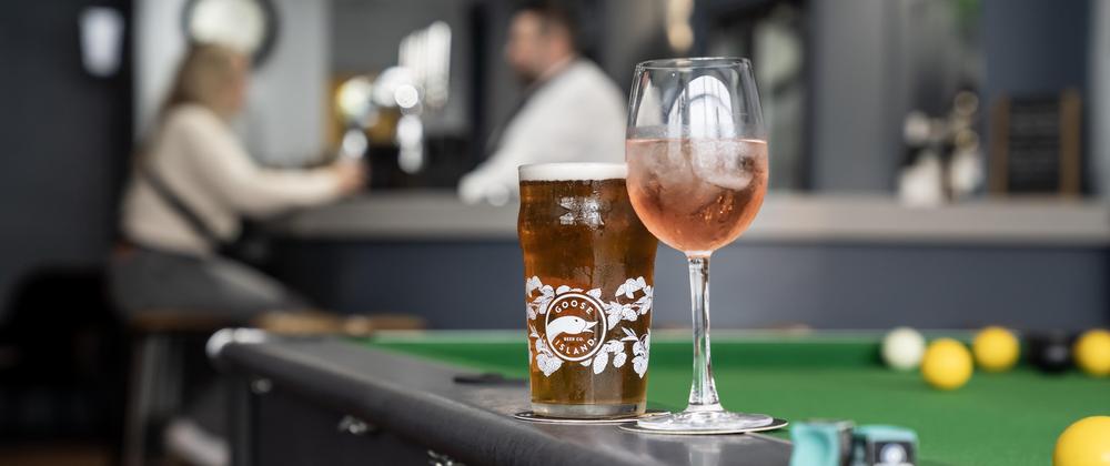 Sculpt Bar pool table and drinks