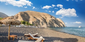 Best beaches in Santorini - Perissa beach