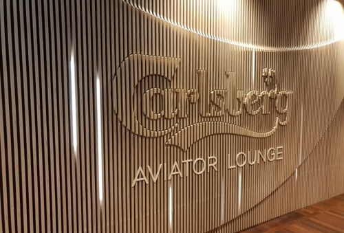 >Carlsberg Aviator Lounge Logo