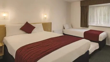 Days Inn Fleet Quad Room