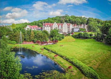 doubletree bristol airport exterior