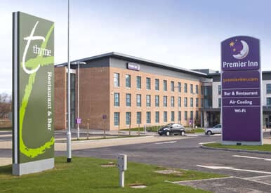 premier inn edinburgh airport exterior