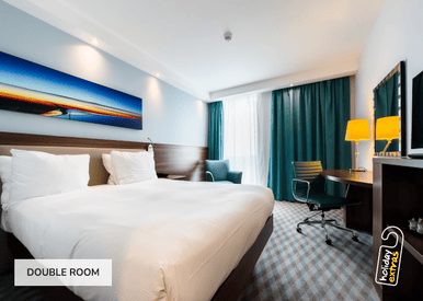 hampton by hilton stansted bedroom