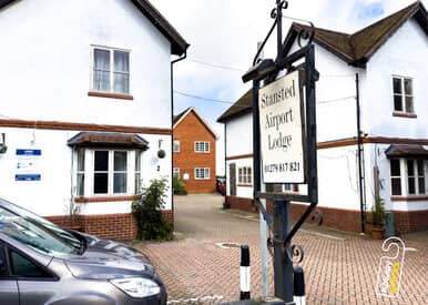 airport lodge stansted exterior