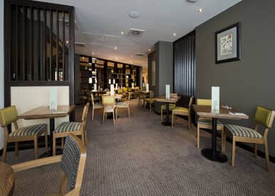premier inn t4 restaurant