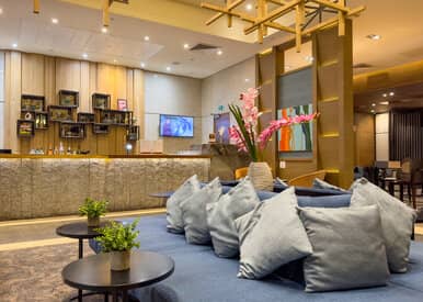 heathrow terminal 2 bar